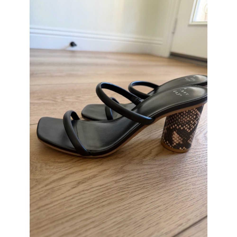 A New Day Womens Black Square Toe Strappy Block Heel Snakeskin Sandals Size 7